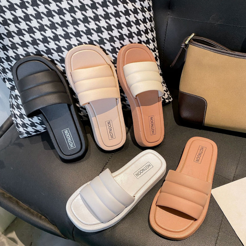 Betsie Sandal