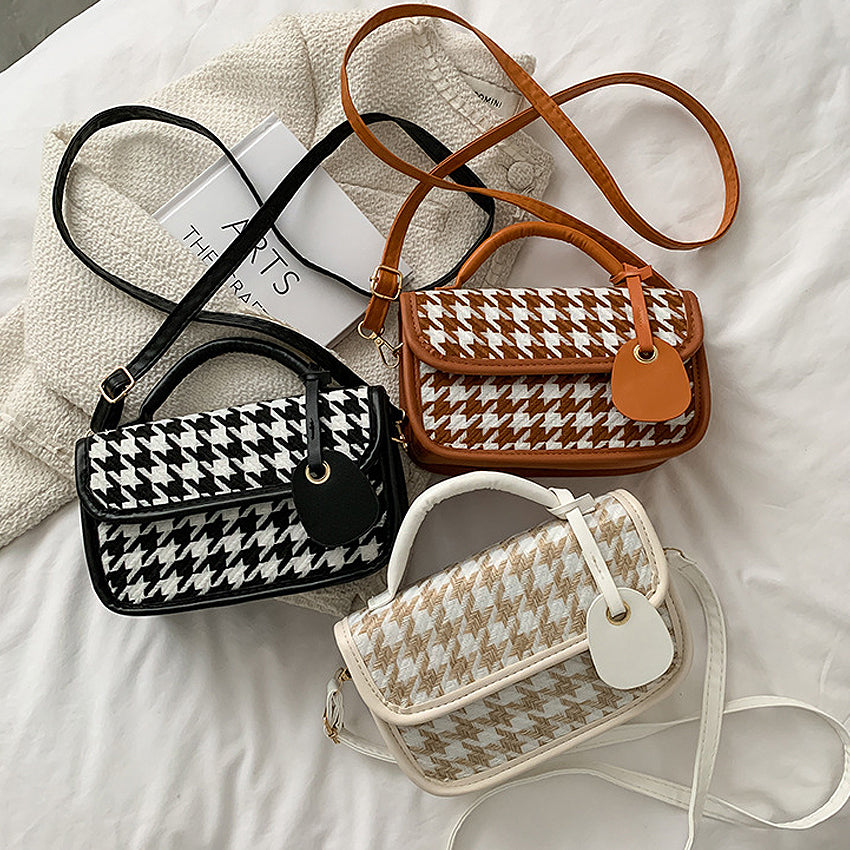 Chasign Sling Bag