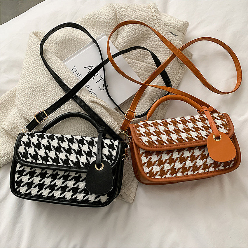 Chasign Sling Bag