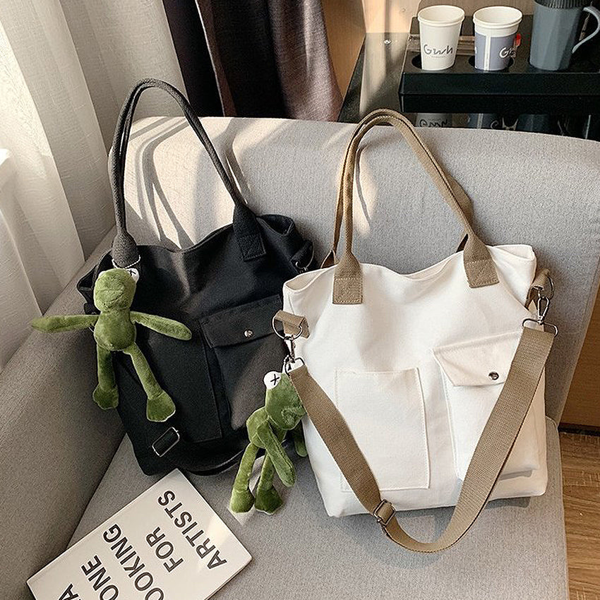 Gentione Shoulder Bag