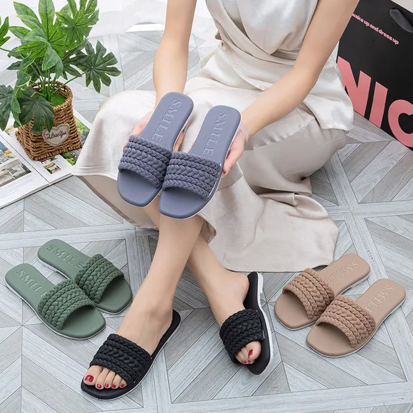 Simple Weafort Sandal