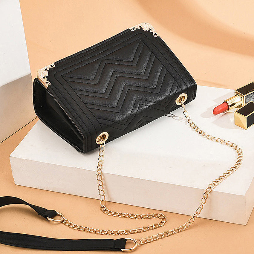 Constacy Sling Bag