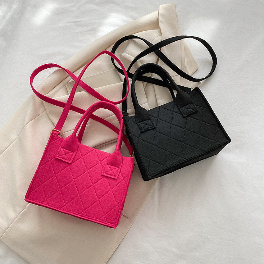 Joyeris Sling Bag