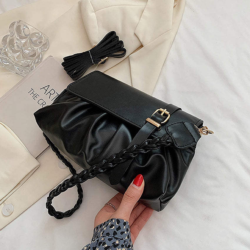 Yupire Sling Bag