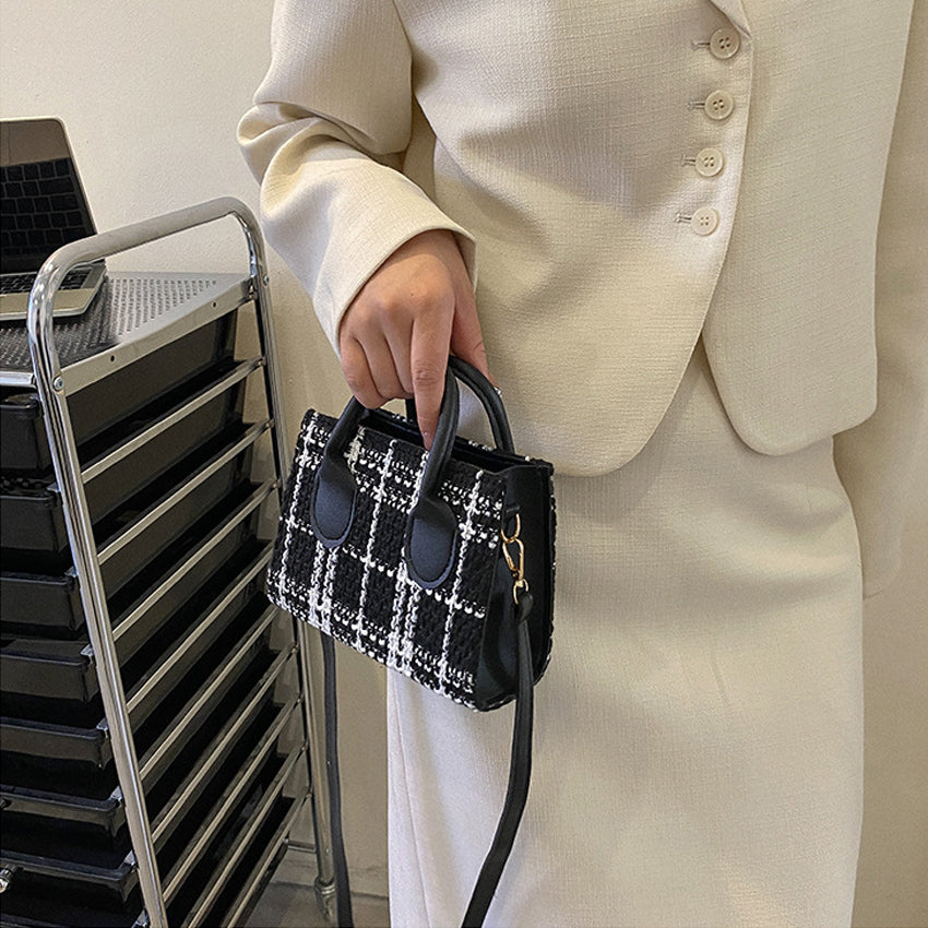 Tenioce Sling Bag