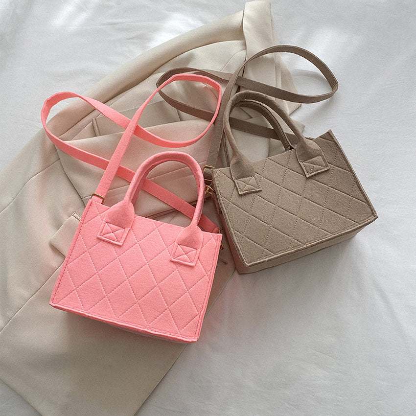 Joyeris Sling Bag