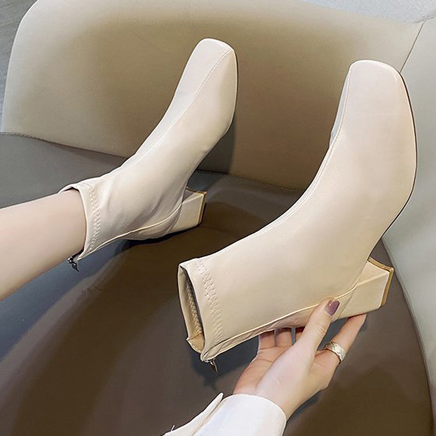 Ivomoxie Boots