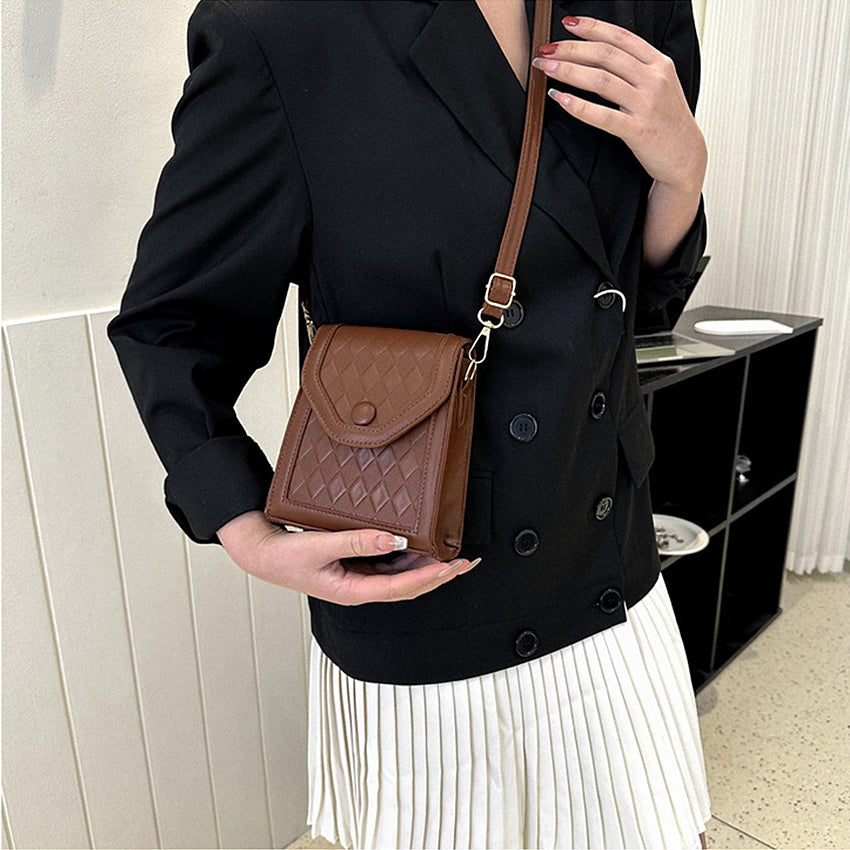Nadavy Sling Bag