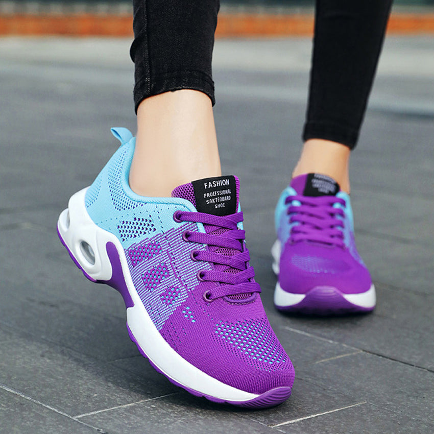 Traight Sneaker