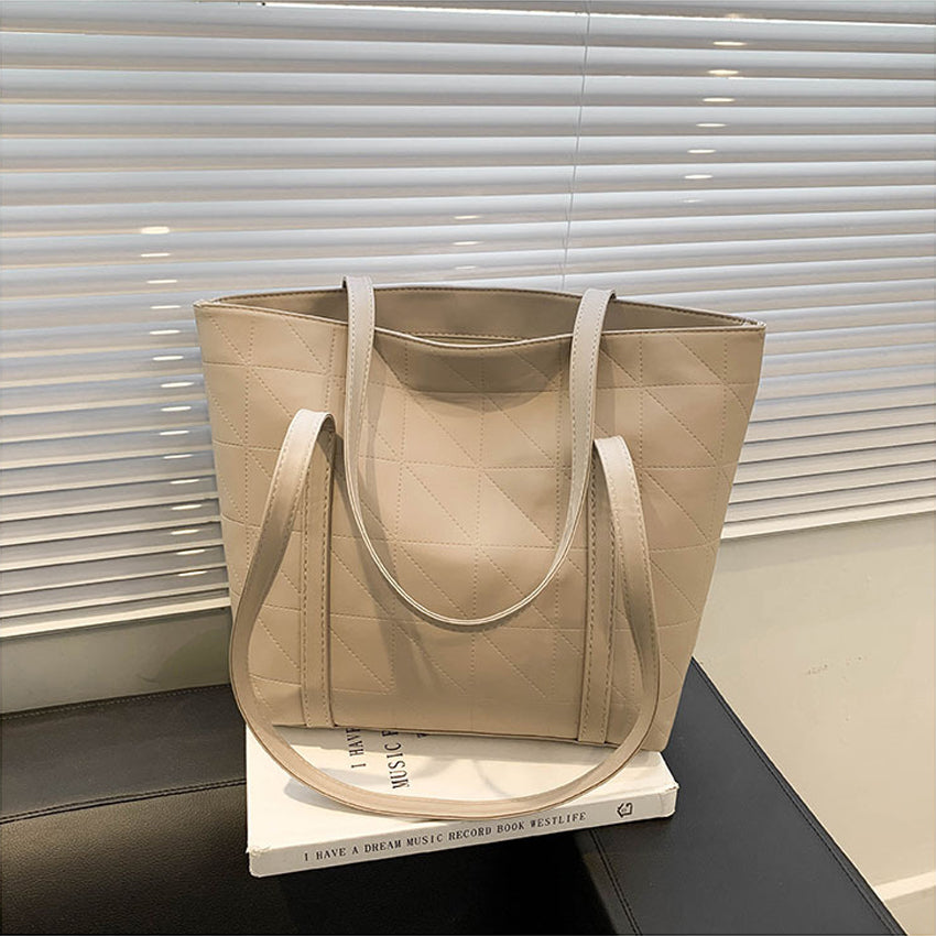 Petuoriz Shoulder Bag