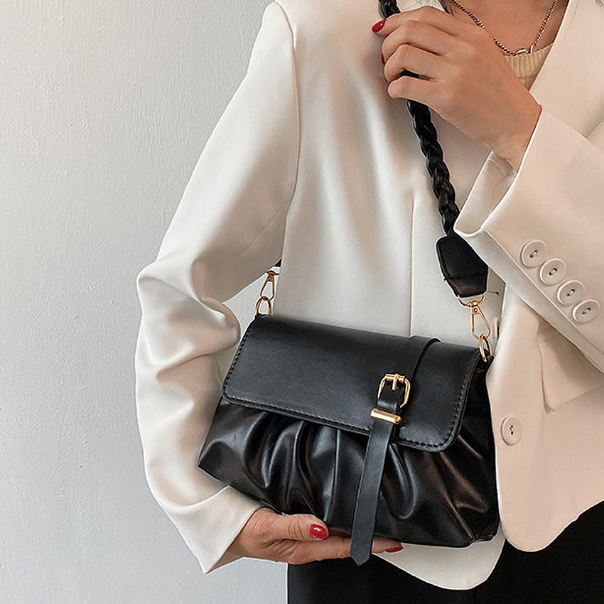 Yupire Sling Bag