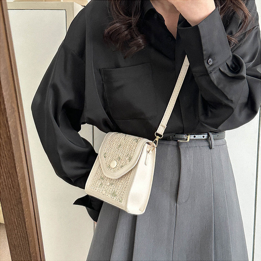 Anjucon Sling Bag