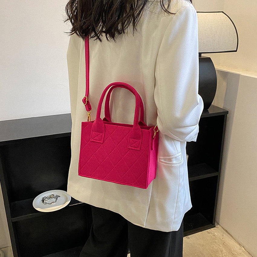 Joyeris Sling Bag