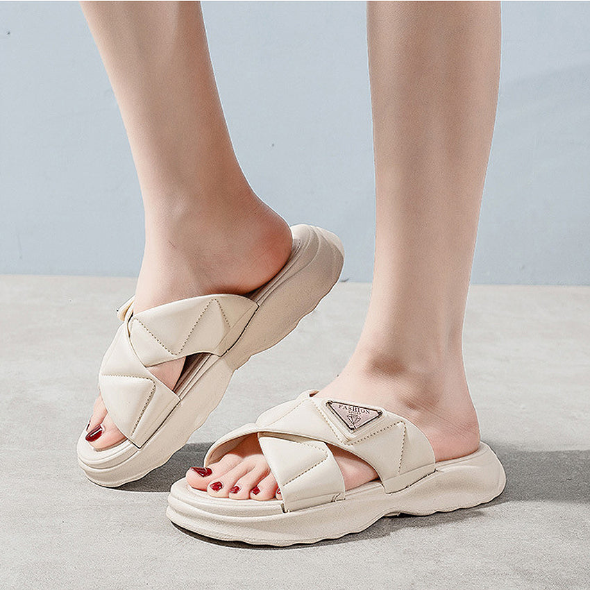Triunites Sandal