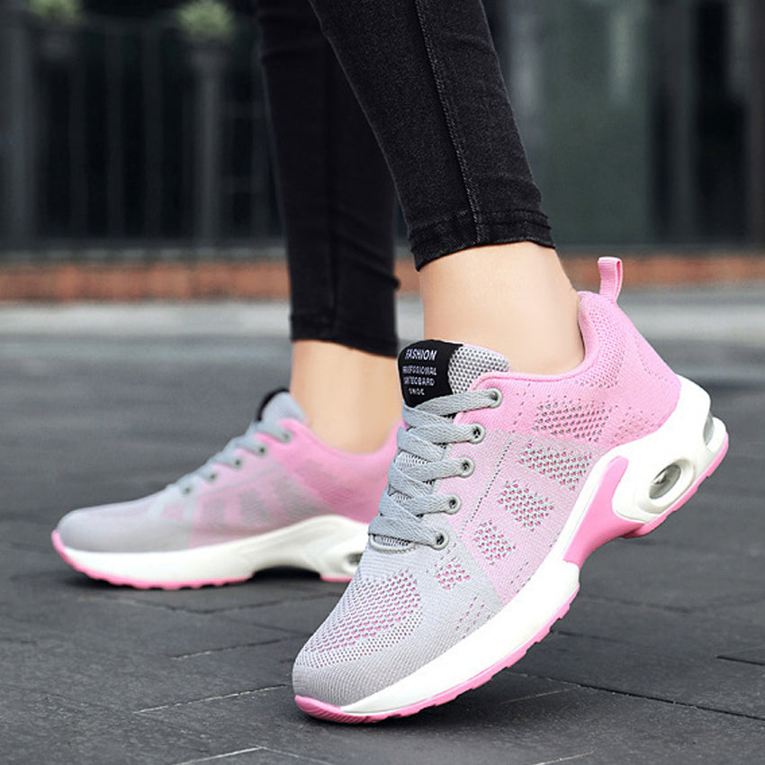 Traight Sneaker