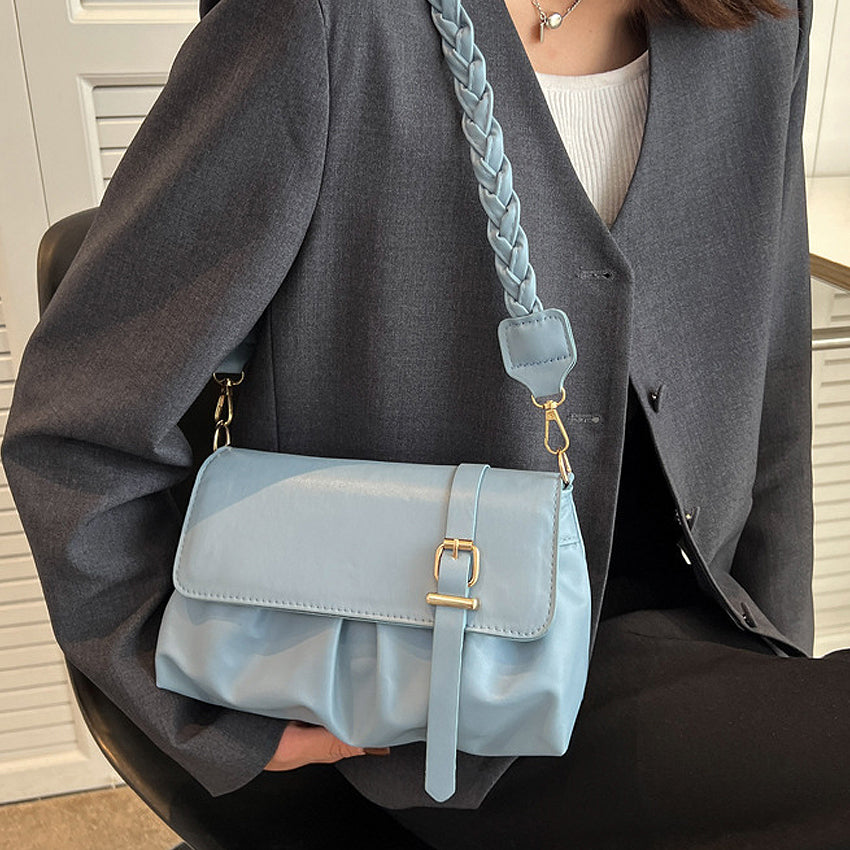 Yupire Sling Bag