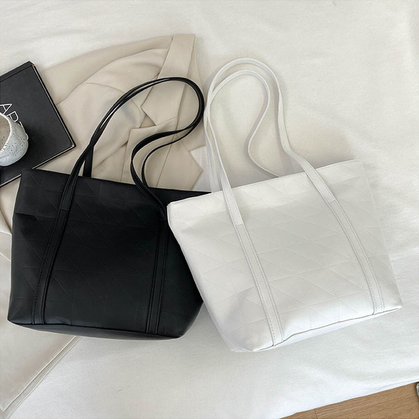 Petuoriz Shoulder Bag
