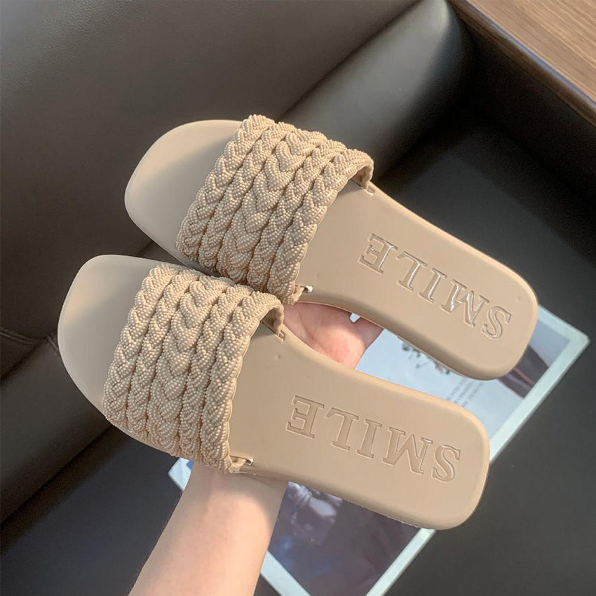 Simple Weafort Sandal
