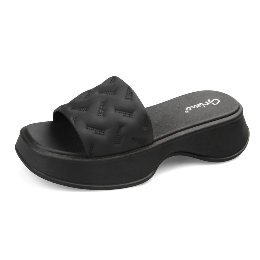 Goniverse Sandal