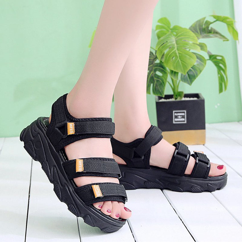 Tessay Sandal