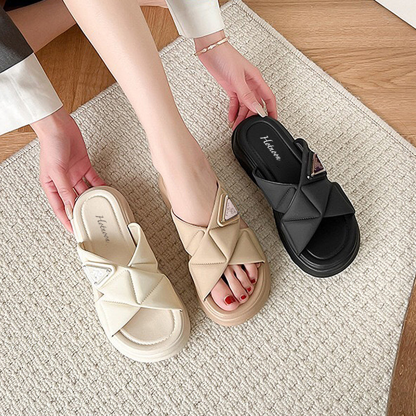 Triunites Sandal