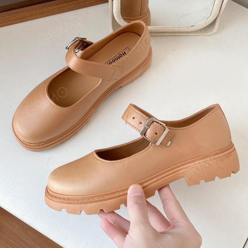 Rewebelt Shoe