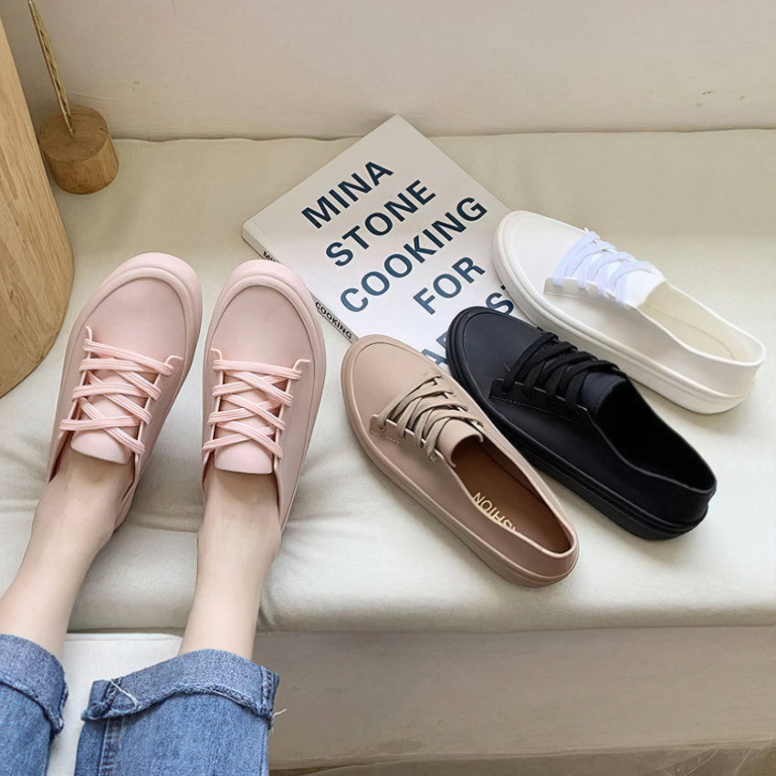 Aquata Sneaker
