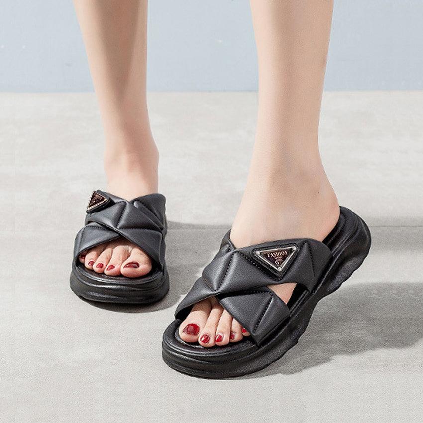 Triunites Sandal
