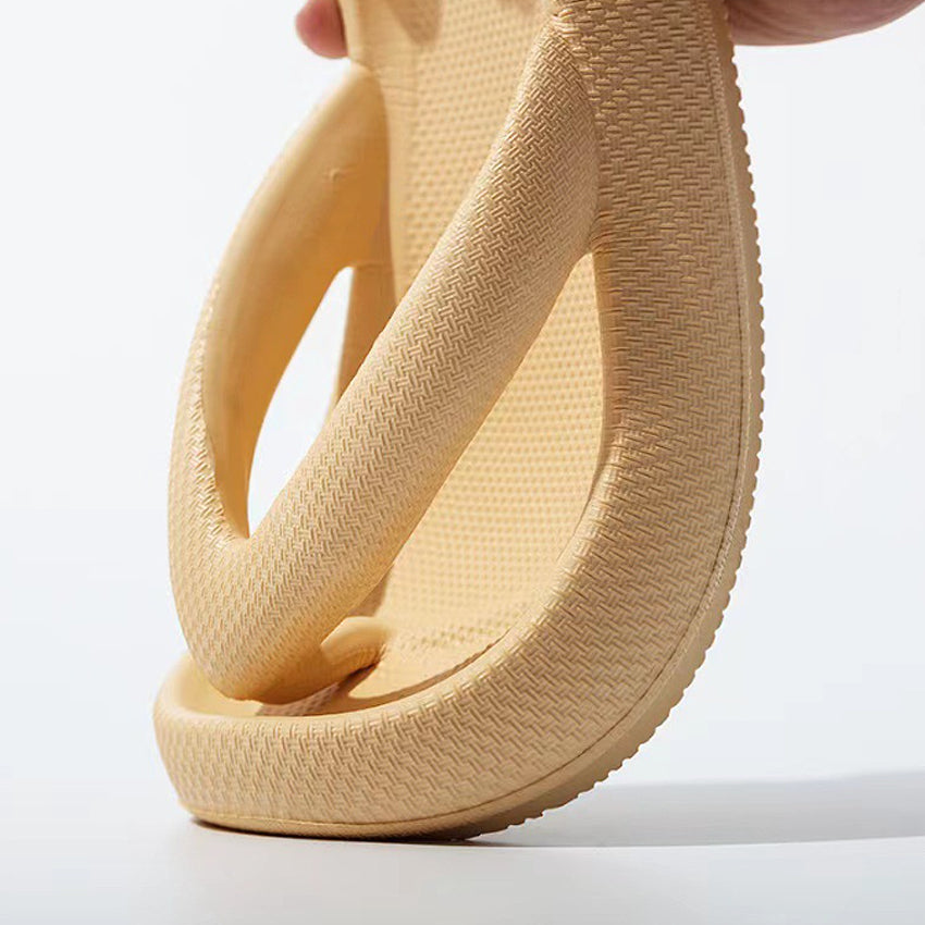 Khurith Slipper