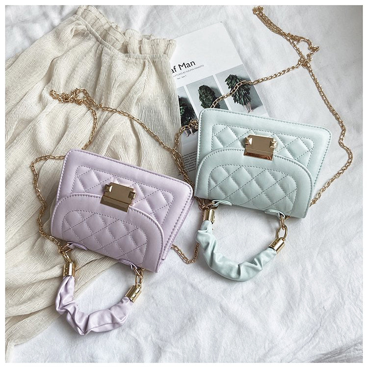 Faaluana Quilted Sling Bag