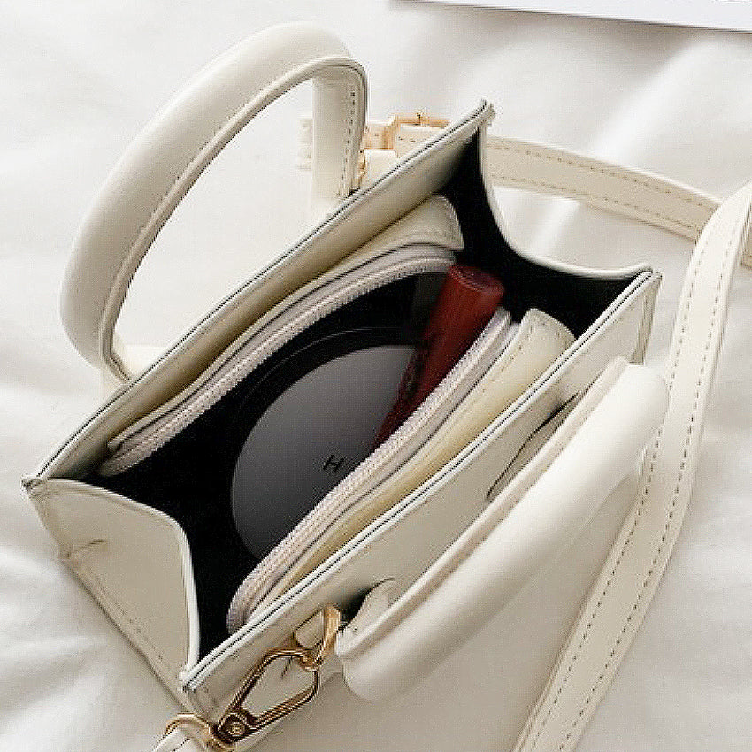 Minyoo Sling Bag