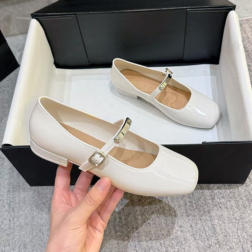 Buckibar Heel