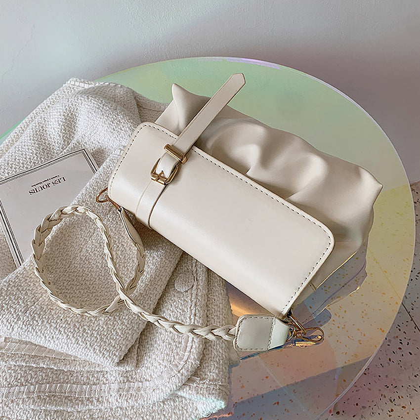 Yupire Sling Bag