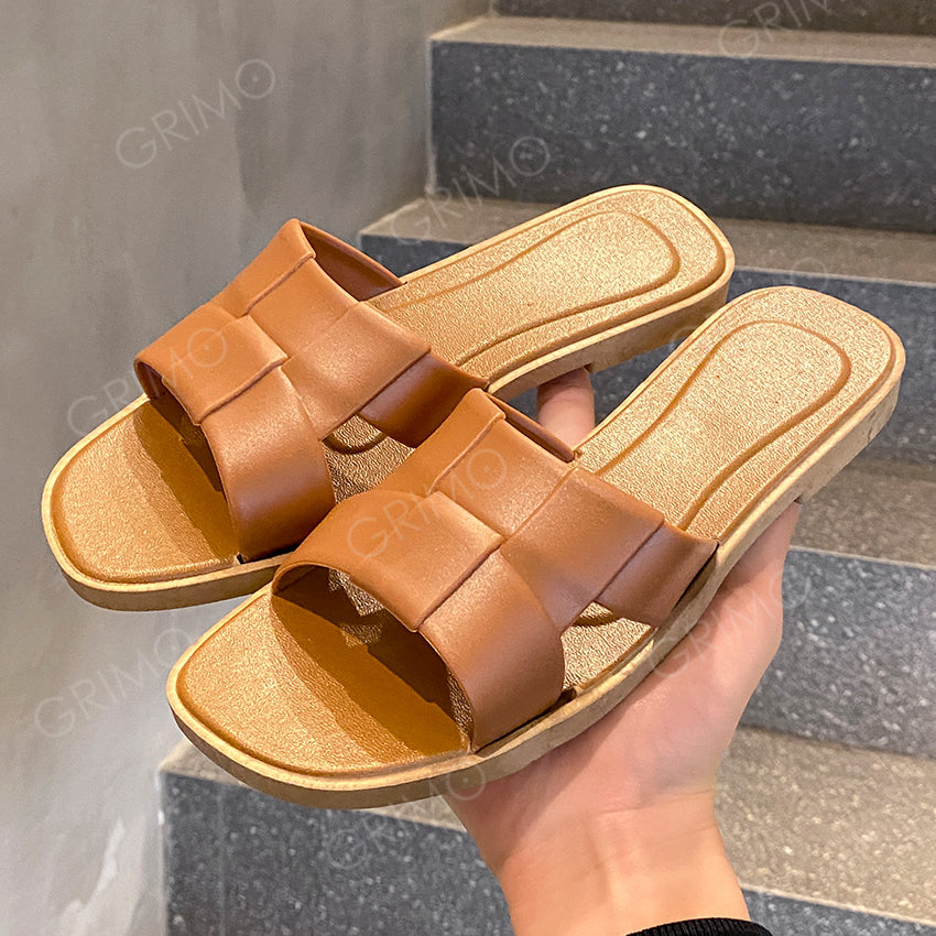 Simple Gridhex Sandal