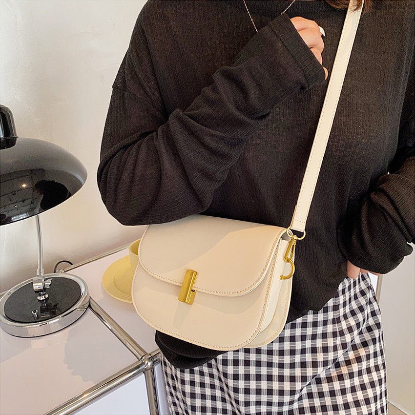 Clipsil Sling Bag
