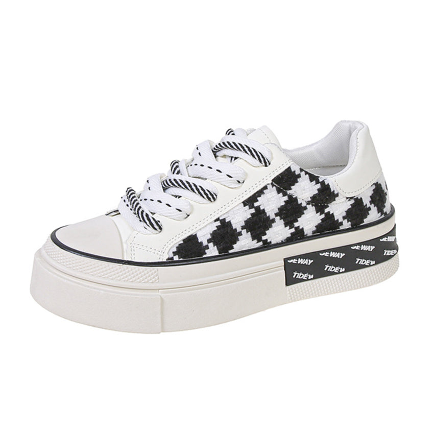 Raelynn Sneaker