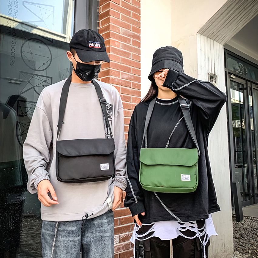 Rivend Shoulder Bag