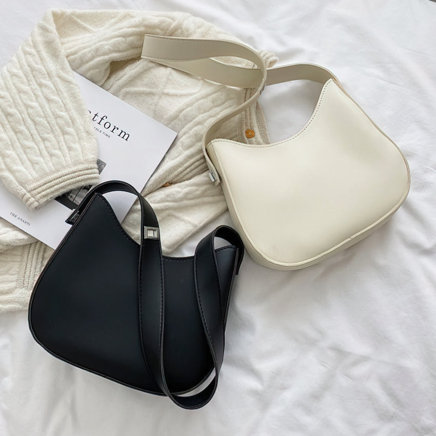 Carmilock Sling Bag