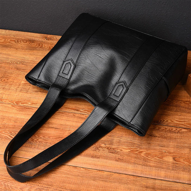 Merry Shoulder Bag
