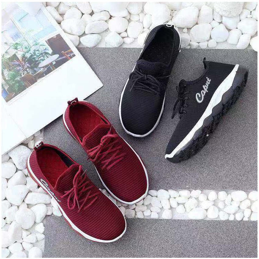 Capri Women Sneaker
