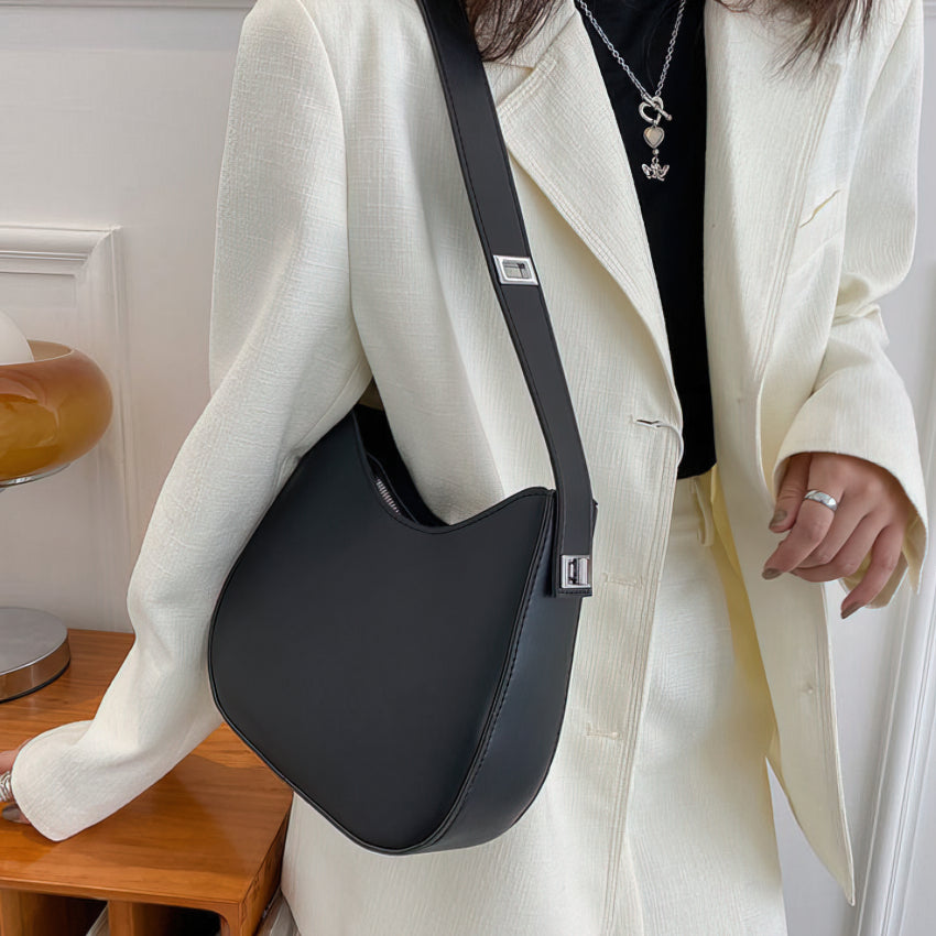 Carmilock Sling Bag