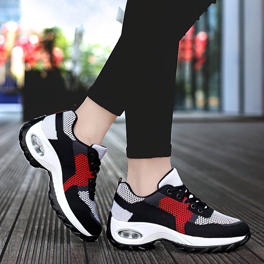 Cology Sneaker