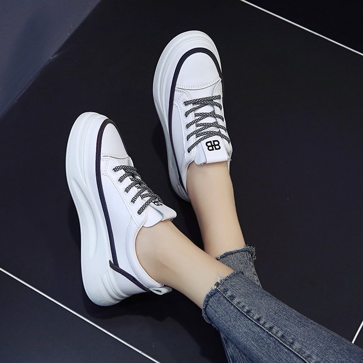 LNE Glow Sneaker