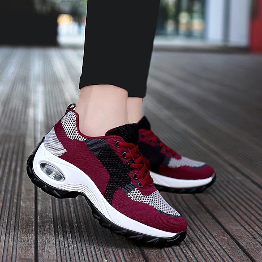 Cology Sneaker