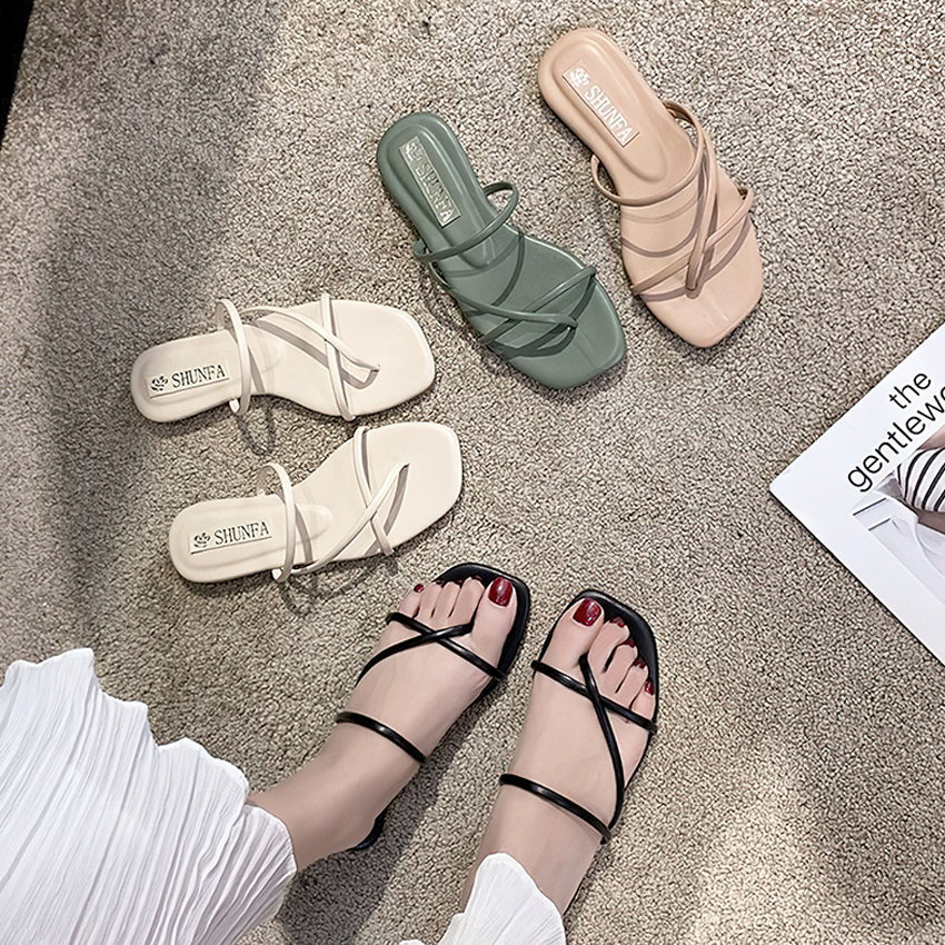 Scasio Flat Sandal